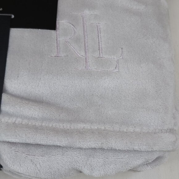 Lauren Ralph Lauren Classic Micromink Twin Blanket Luxuriously Soft Plush Gray - Picture 6 of 8